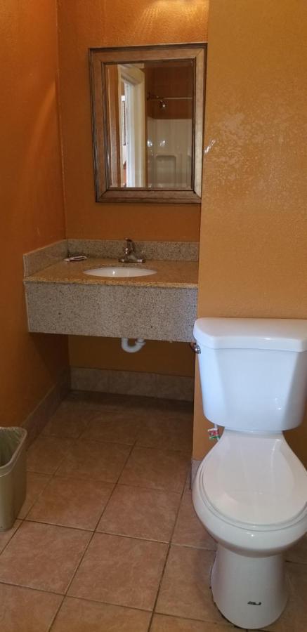 Budget Inn Magnolia Zewnętrze zdjęcie